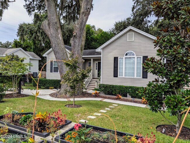 Foto del edificio - 504 Meritta Ave