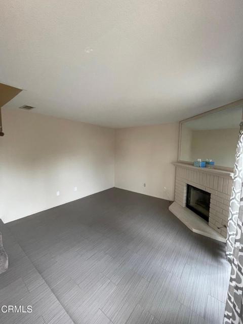 Foto del edificio - 5341 Columbus Pl