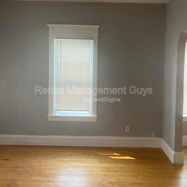 Foto del edificio - 1015 N Humboldt Ave