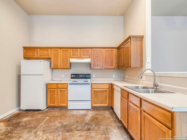 Photo - 5723 Golf Heights Townhome