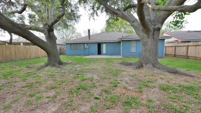 Building Photo - 19447 Spanish Needle Dr