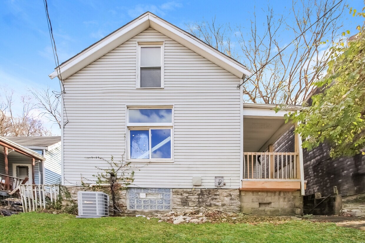 4564 Hamilton Ave, Cincinnati, OH 45223 House Rental in Cincinnati