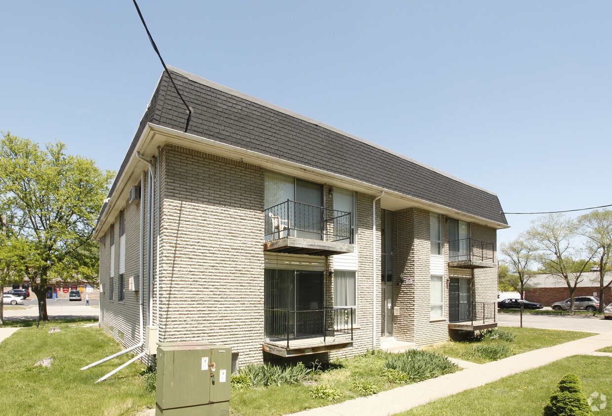 Building Photo - Rouge Creek Apartments