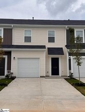 Building Photo - 106 Randwick Ln