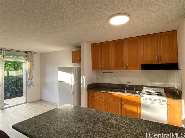 Building Photo - 1914 University Ave