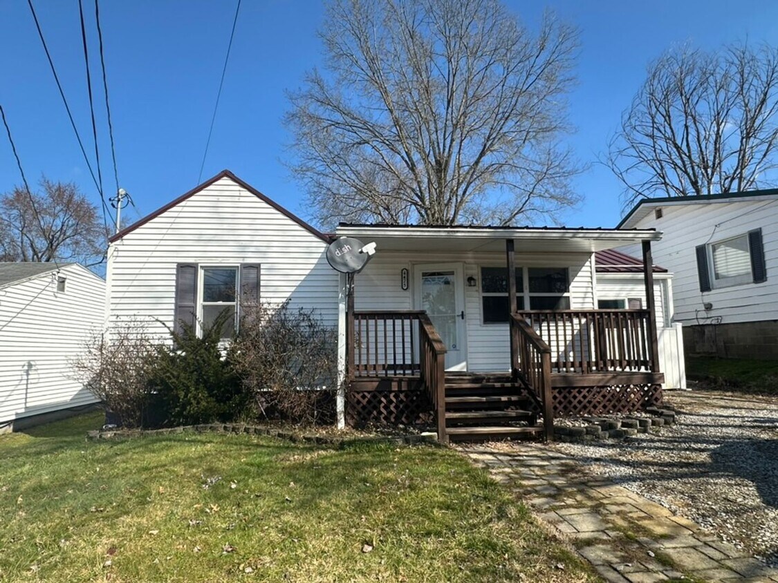 Primary Photo - Easy one floor living