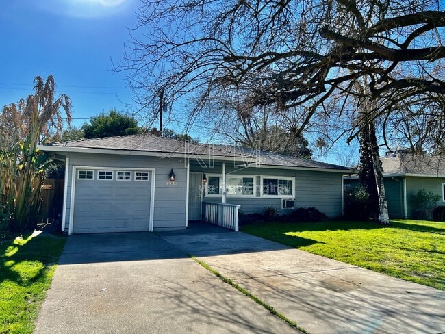 Foto del edificio - 1932 Rutledge Way