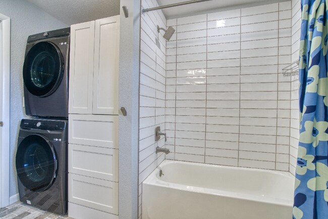 Foto del edificio - 12686 C R 37 C