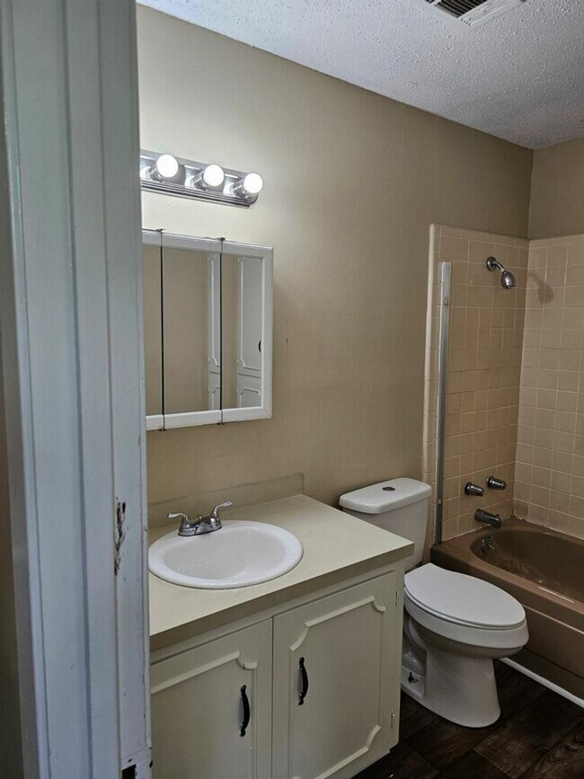 Foto del edificio - 2618 Elm Dr Meridian, MS