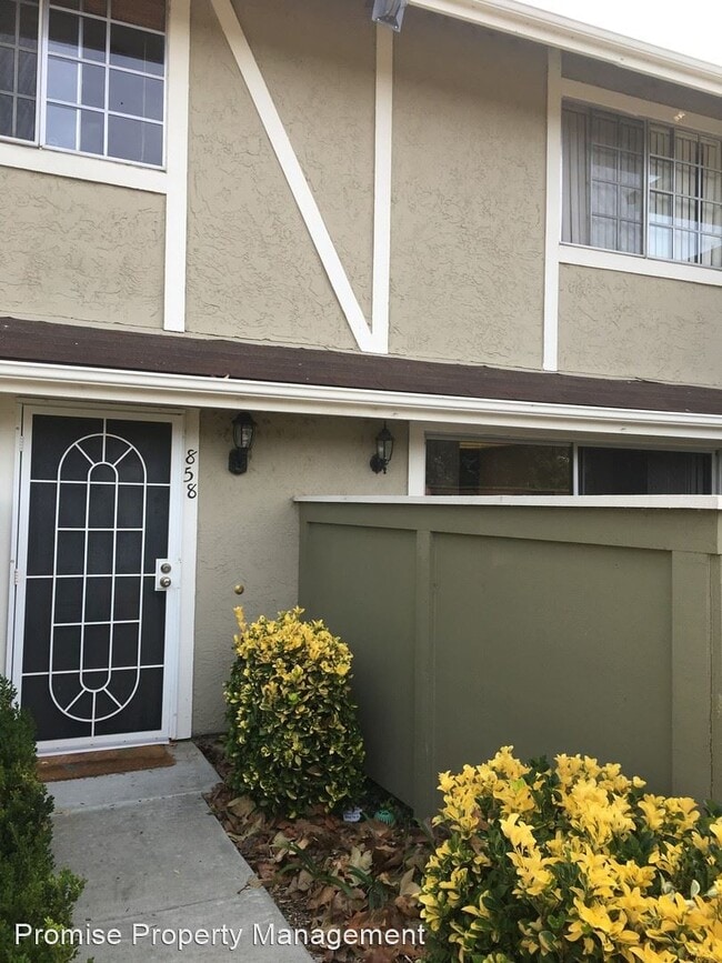 Building Photo - 2 br, 1.5 bath House - 858 Cypress Point Way