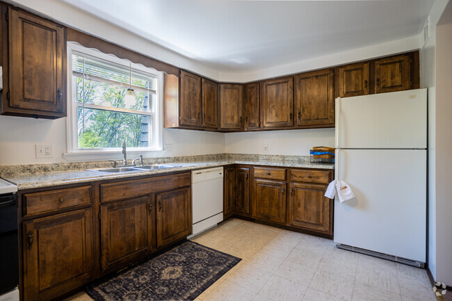 Kitchen- Upper level unit - Mountain Shadow Apartments