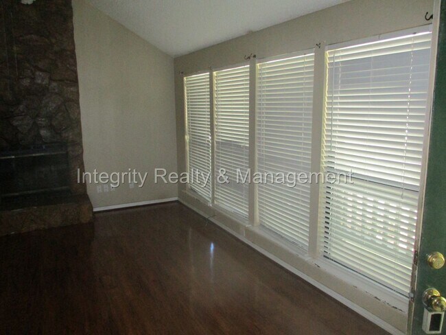 Foto del edificio - 3 Bed / 2 Bath home in Jacksonville