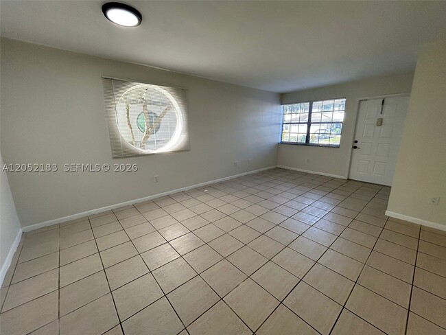 Building Photo - 11047 SW 154th Ct