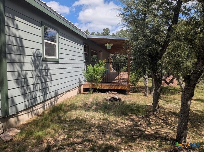 Building Photo - 1420 Stallion Springs Dr