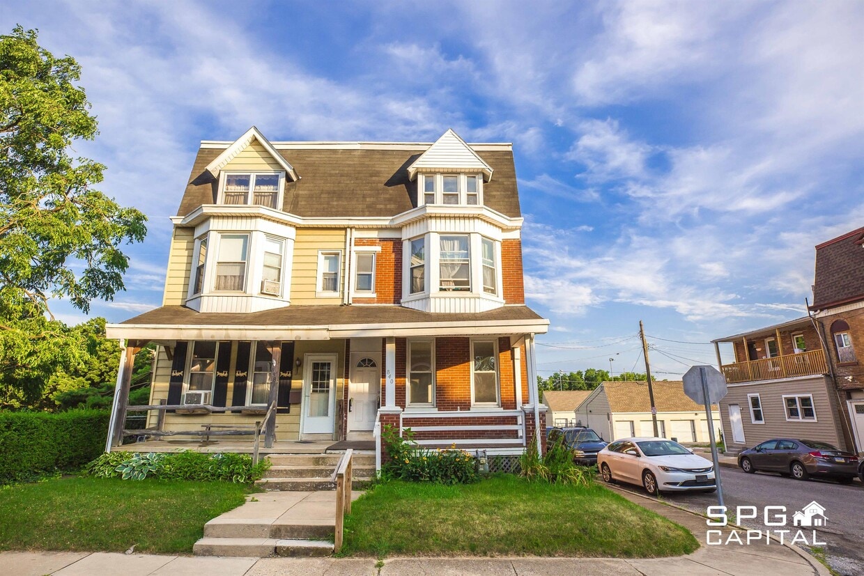 840 W College Ave, York, PA 17401 Townhome Rentals in York PA