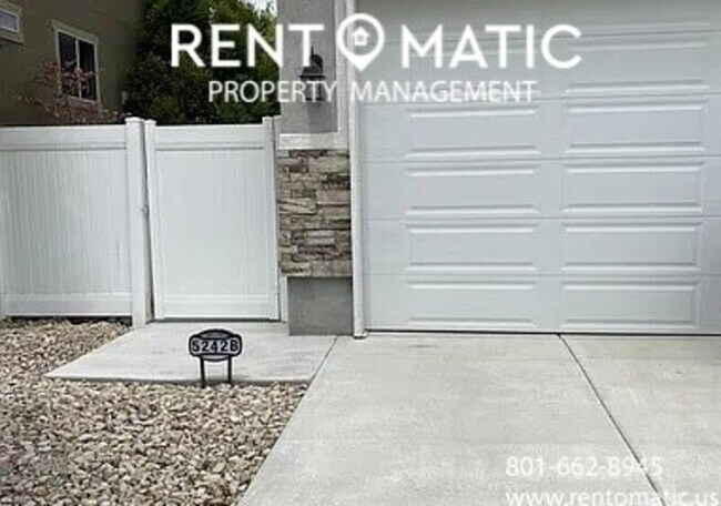 Foto del edificio - 5242 W Ambermont Dr