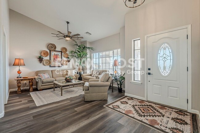 Building Photo - Furnished Home on 2.5 Acres – Your Escape ...