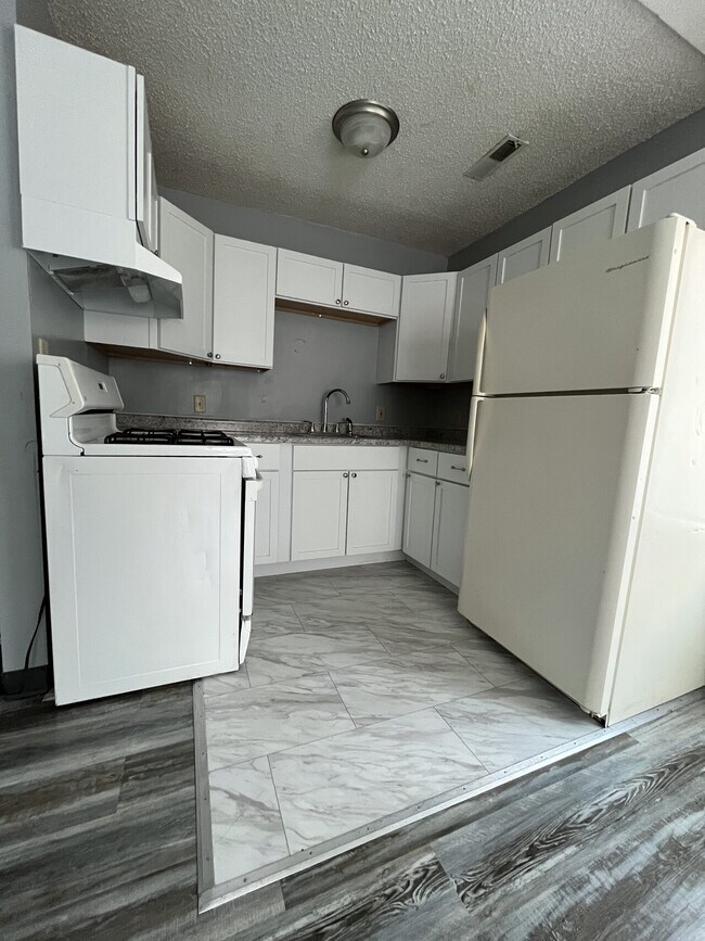 Foto del edificio - 619 Walnut Ave.