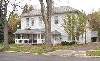 Primary Photo - 123-125 E Sycamore St