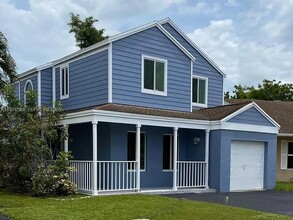 Building Photo - 274 SW 159th Terrace