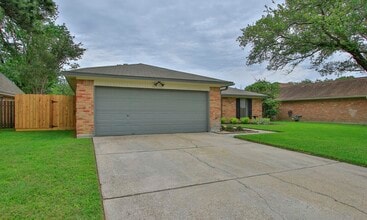 Building Photo - 19518 Gladewater Dr