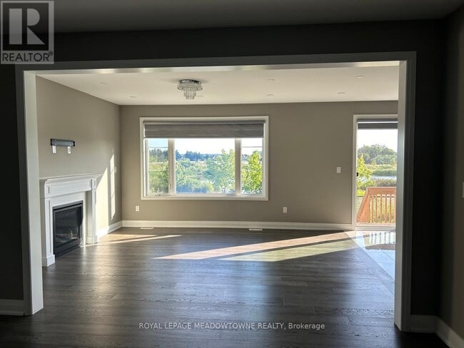 Building Photo - 127 Yates Dr