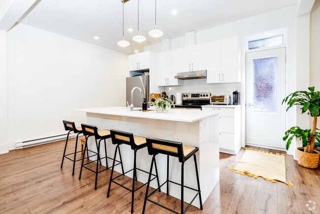 Example unit Kitchen - Plaza Court