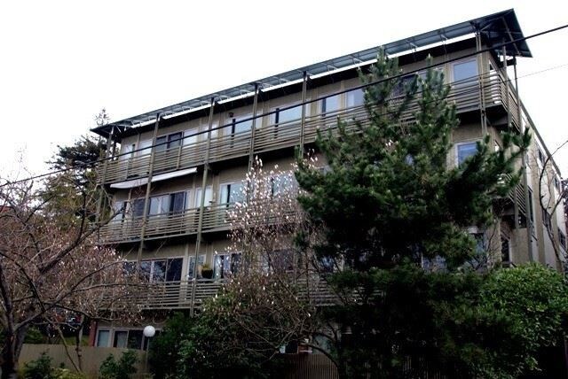 Primary Photo - 730 Harvard Ave E