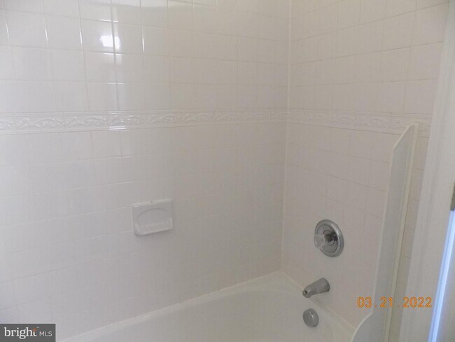 Building Photo - 730 Heather Ridge Dr