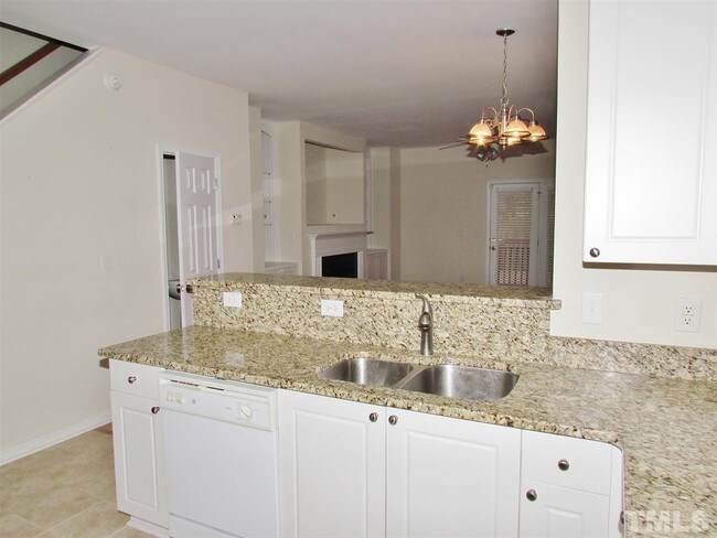 Foto del edificio - 2337 Bay Harbor Dr