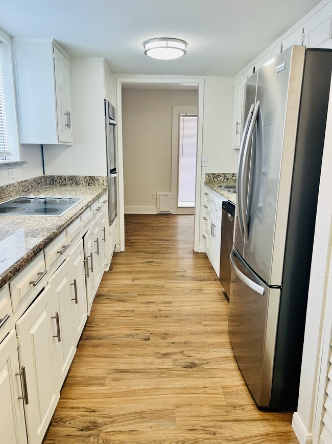 Building Photo - 5429 Prince Dr