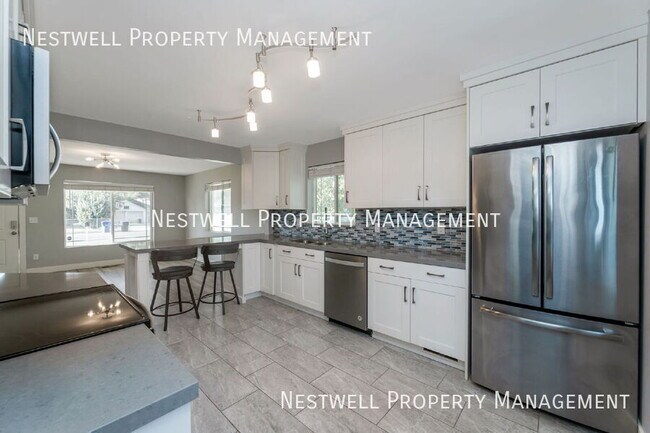 Foto del edificio - 375 E Scott Ave