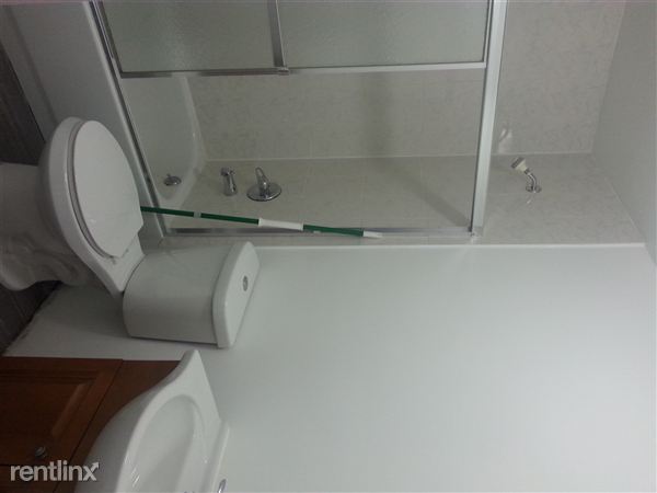 Building Photo - 229 Beach 29Th St