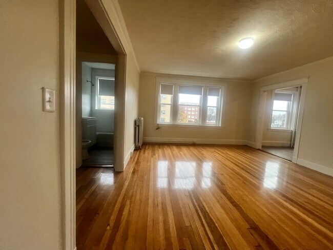 Foto del edificio - 100 Washington St