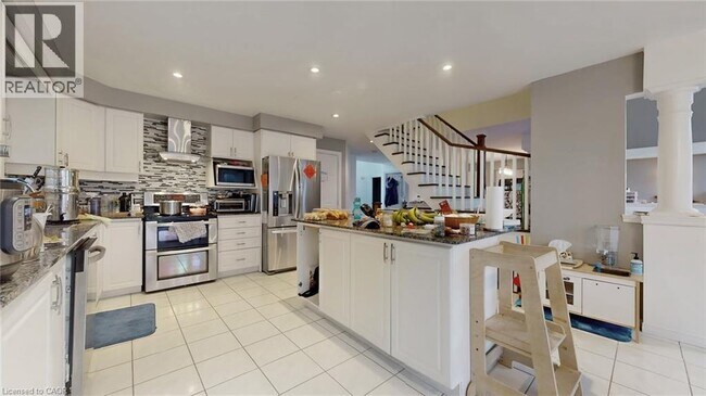 Building Photo - 219 Kitty Murray Ln