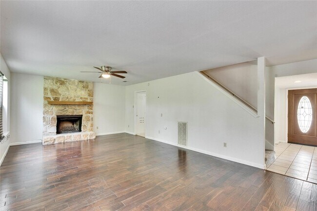 Foto del edificio - 7501 Gaines Mill Ln