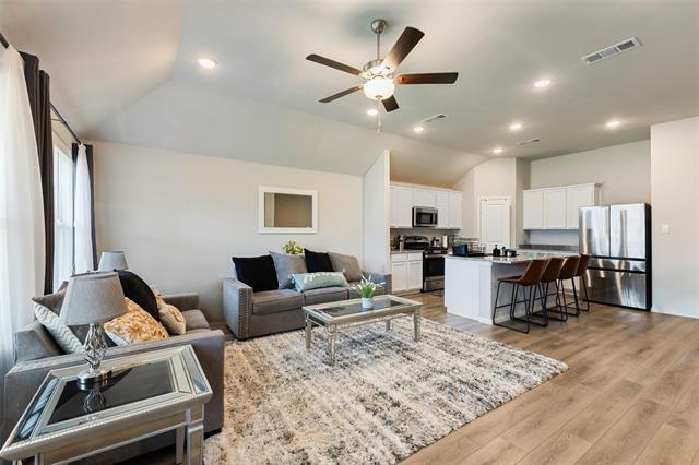 Building Photo - 7537 Prairie holly Ln