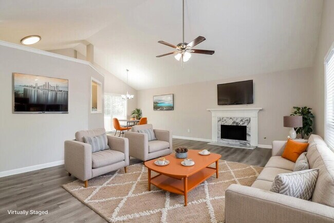 Foto del edificio - 1393 Richland Creek Trail