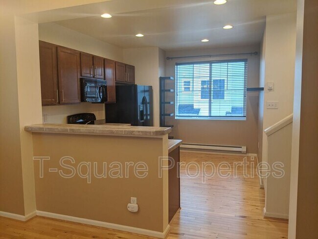 Foto del edificio - 216 126th St SE