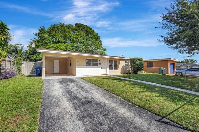 Foto del edificio - 3511 NW 7th Ct