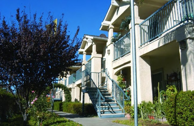 Foto del edificio - Sylmar Villas Apartments