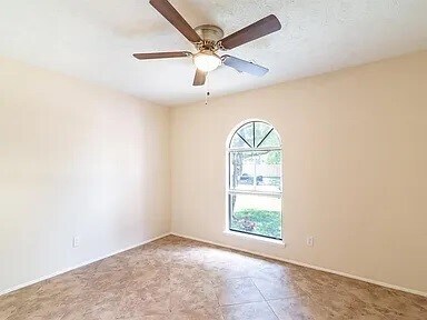 Building Photo - 17519 Fieldglen Dr