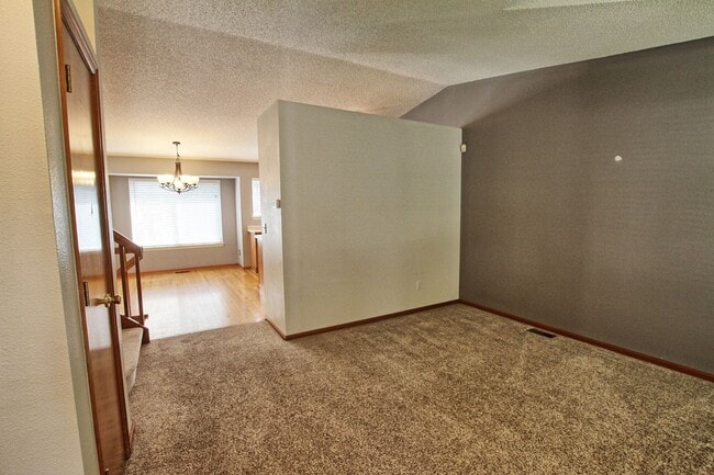 Building Photo - 4 bed 3 bath home in Clarke Farms Parker