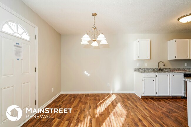 Building Photo - 1290 Freemont Ln