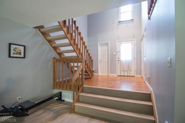 Building Photo - 15 Andover Cir