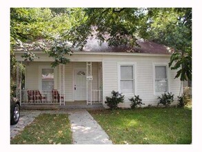 Building Photo - 1509 Holly St