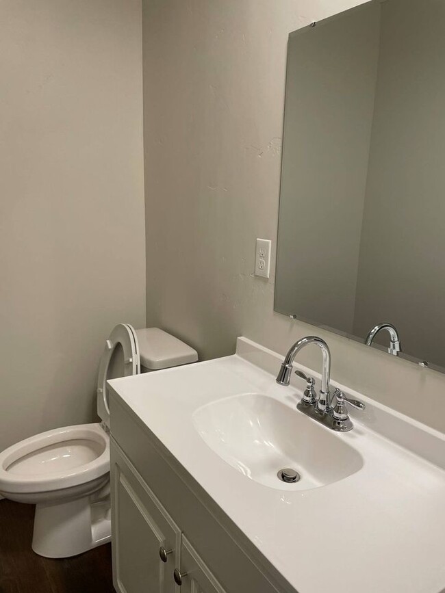 Foto del edificio - 117 E Ravenna Ln