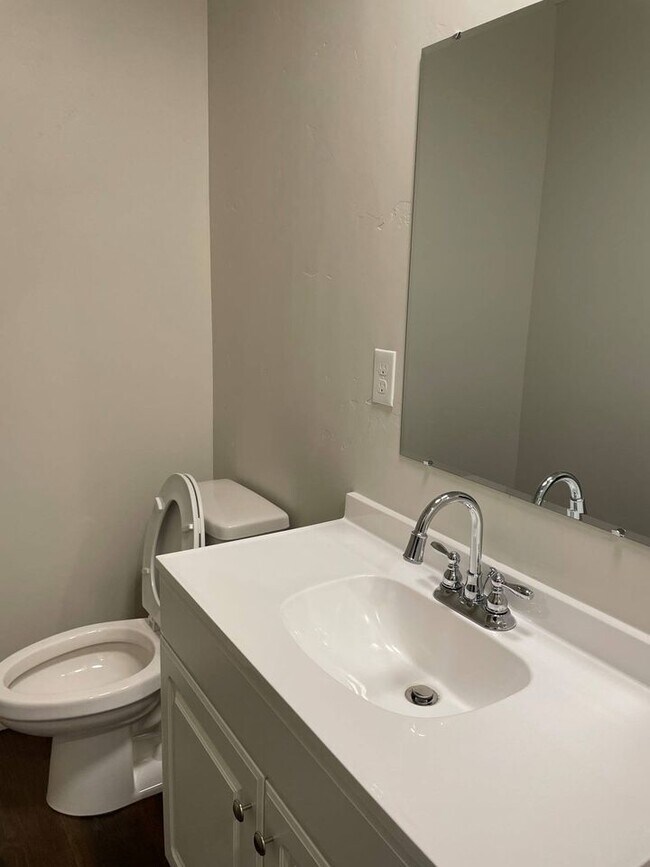 Foto del edificio - 121 E Ravenna Ln