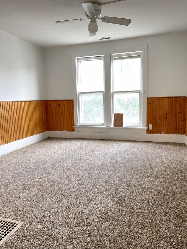 Primary Photo - 2123 Ave A