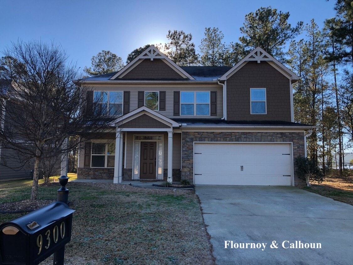 Primary Photo - 9300 Yarbrough Rd